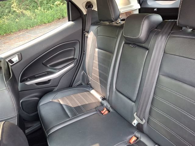 Used 2019 Ford EcoSport Titanium w/ Interior Protection Package AWD/4WD image 19