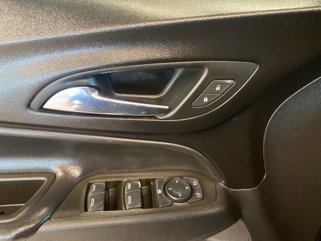 Certified 2024 Chevrolet Equinox LT image 32