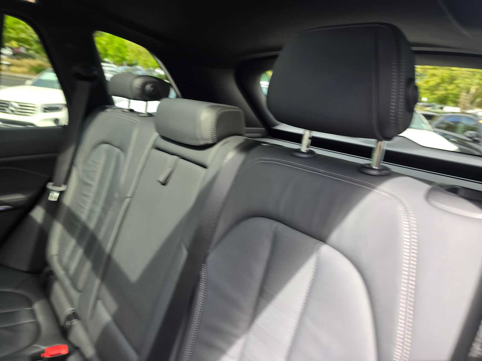 Used 2019 BMW X5 xDrive40i w/ M Sport Package AWD/4WD image 18