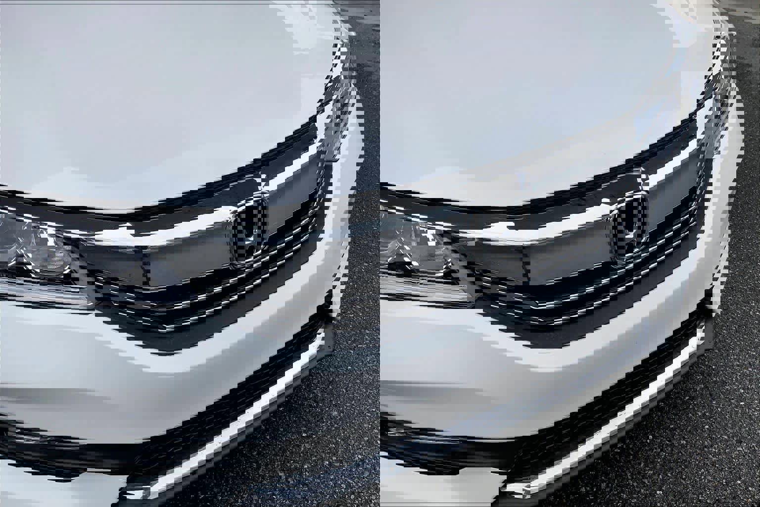 Used 2017 Honda Accord EX-L image 32