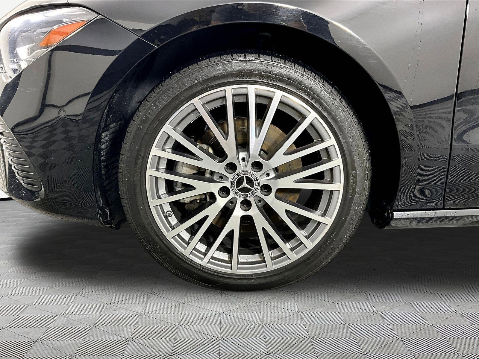 Used 2025 Mercedes-Benz CLA 250 4MATIC image 34