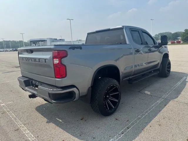 Used 2019 Chevrolet Silverado 1500 Custom w/ Custom Convenience Package AWD/4WD image 7