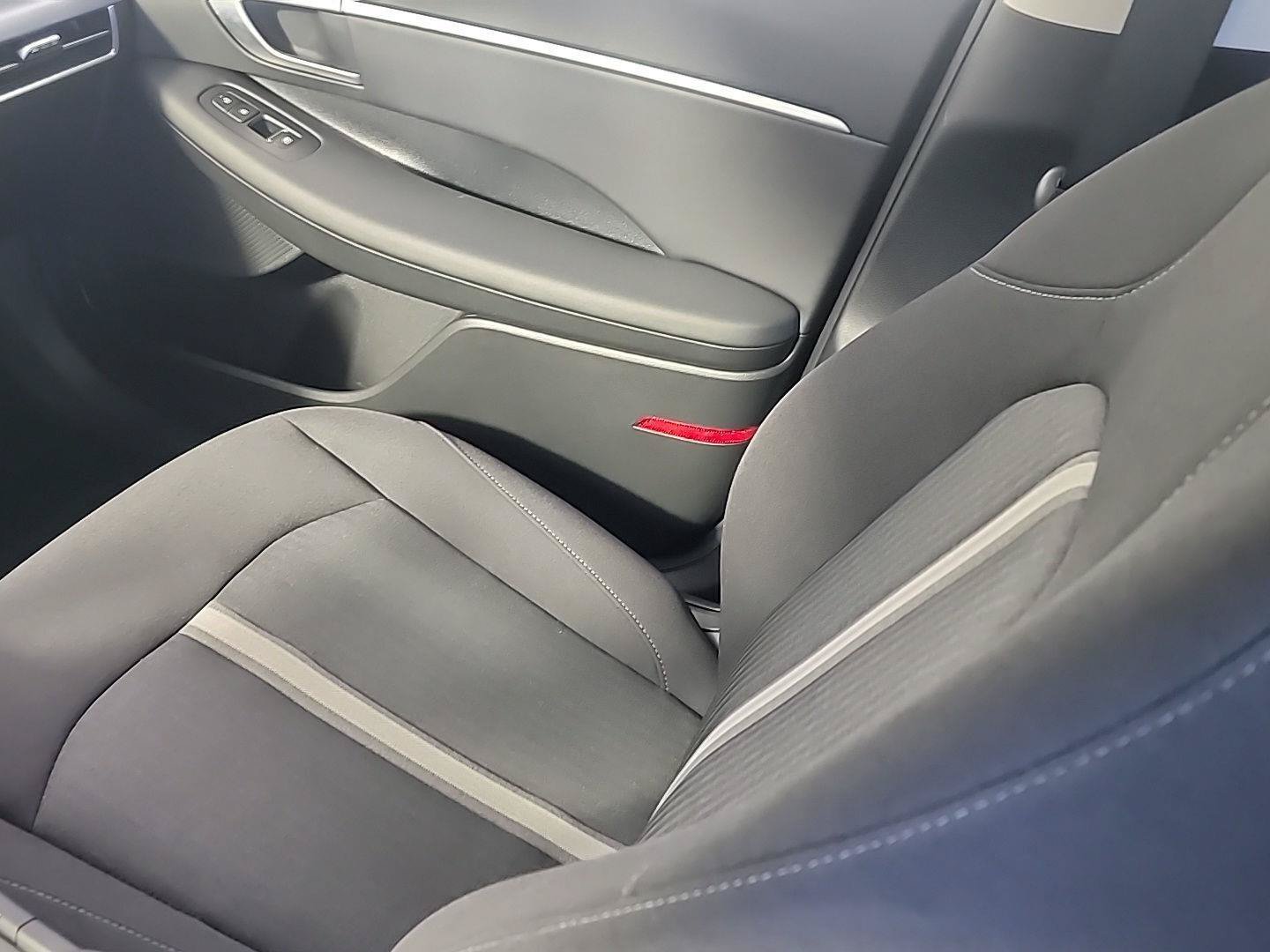 Used 2025 Hyundai Sonata SEL FWD image 20