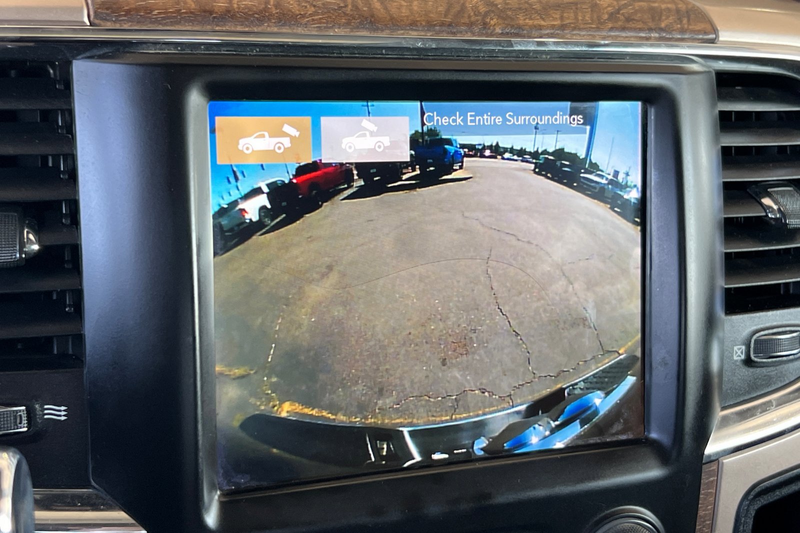 Used 2018 RAM 3500 Laramie Longhorn image 17