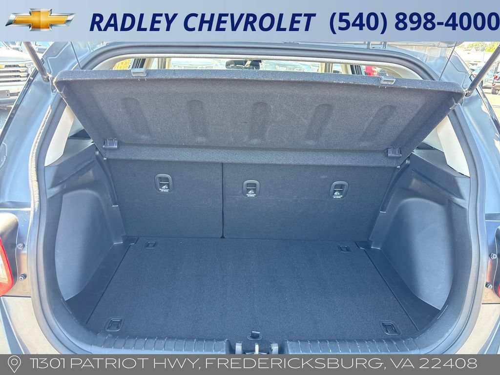Used 2025 Hyundai Venue SEL FWD image 12