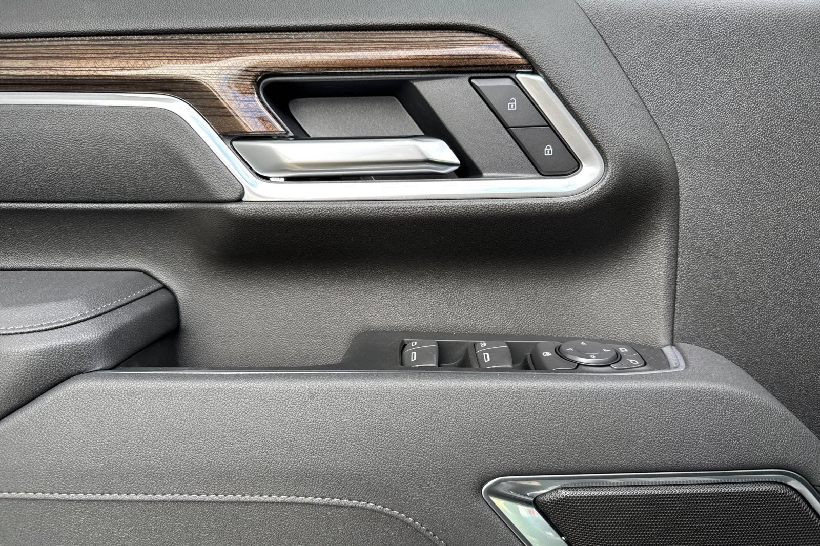 New 2026 Chevrolet Silverado 2500 LT AWD/4WD image 10