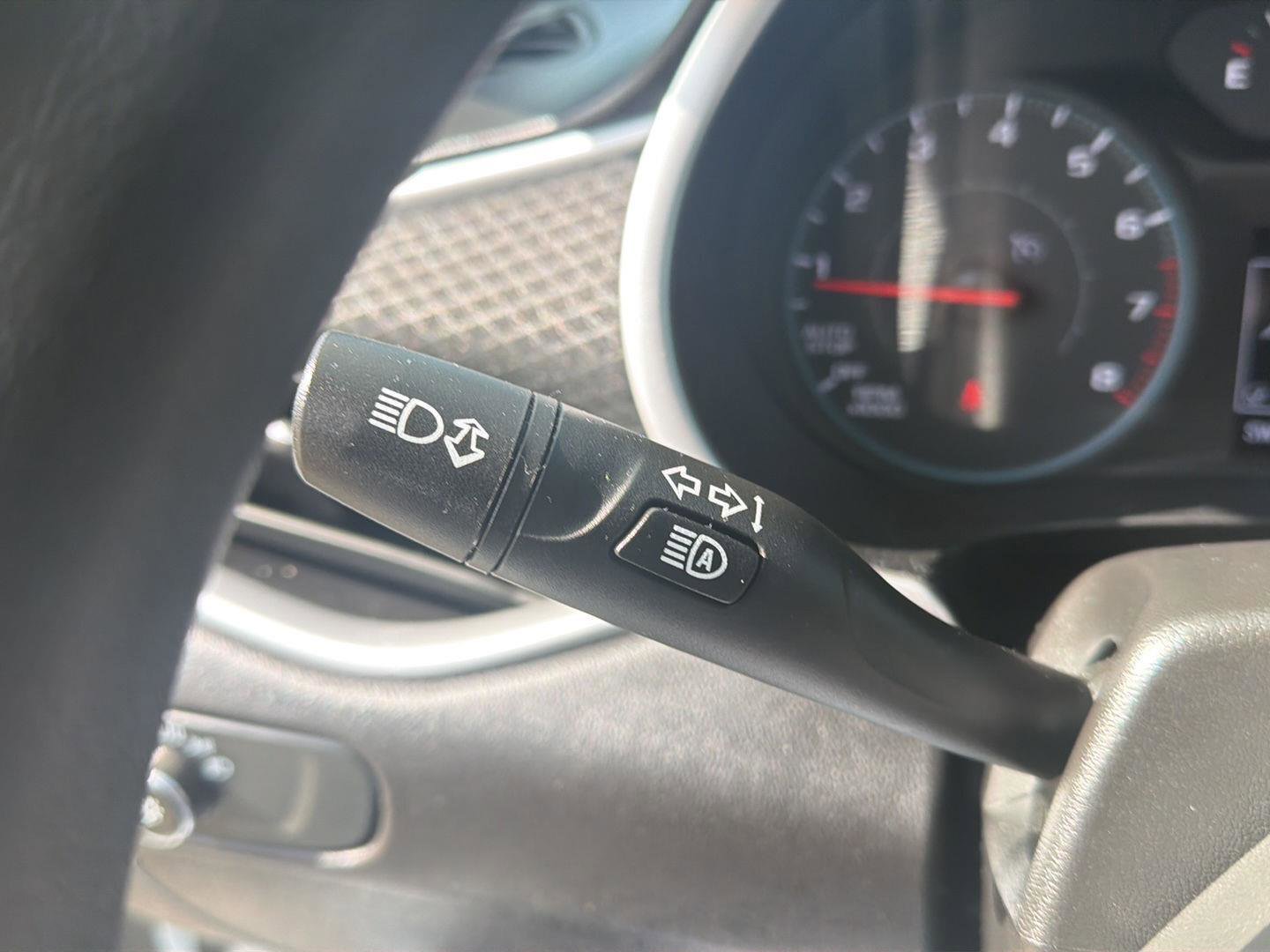 Used 2023 Chevrolet Malibu LT image 27