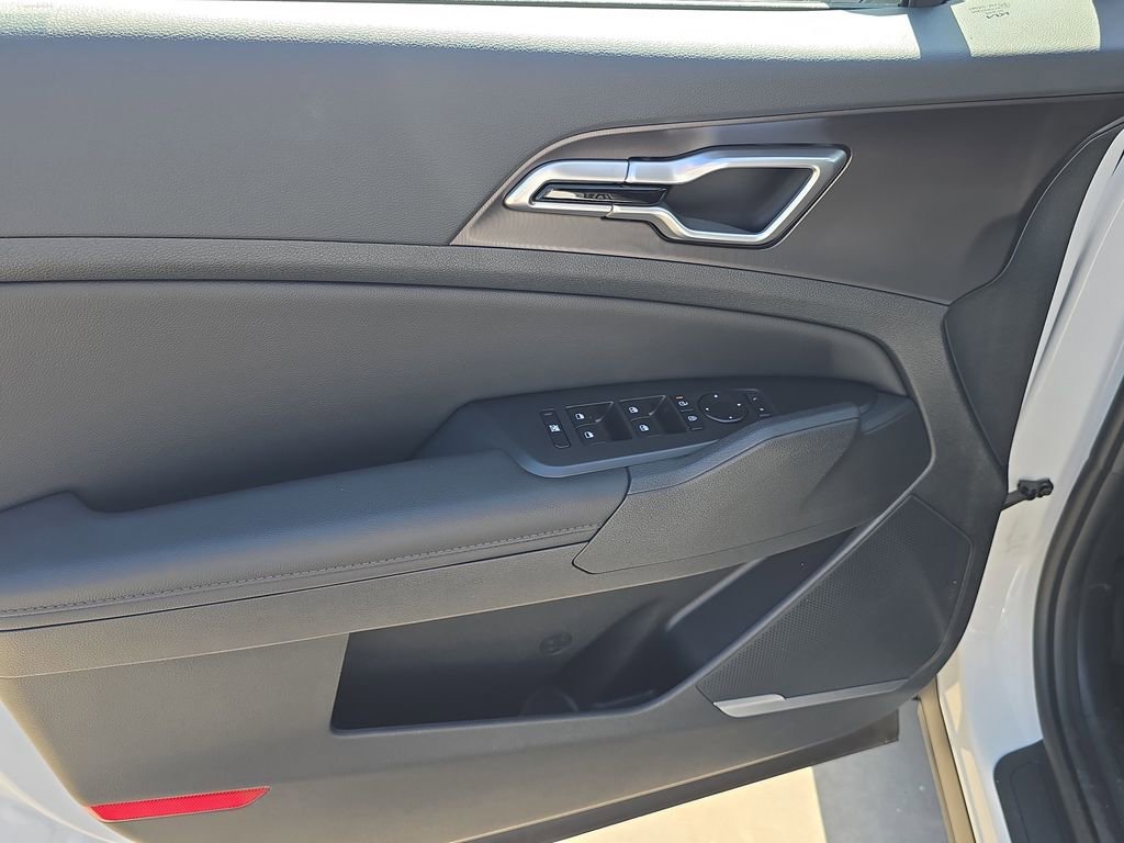 New 2026 Kia Sportage EX image 18