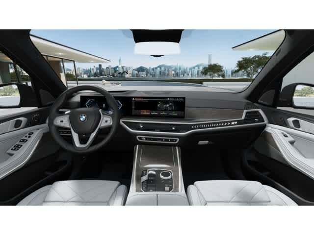 Used 2026 BMW X7 xDrive40i w/ Premium Package AWD/4WD image 10