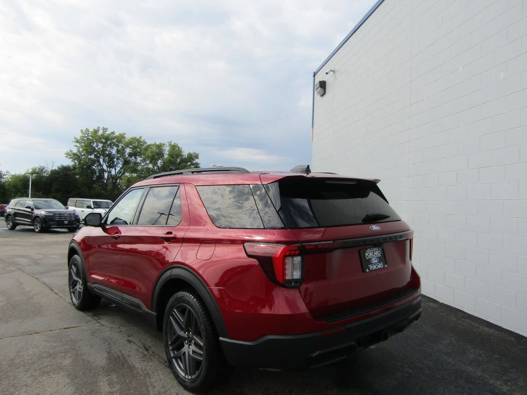 New 2027 Ford Explorer ST-Line w/ Premium Package AWD/4WD image 3