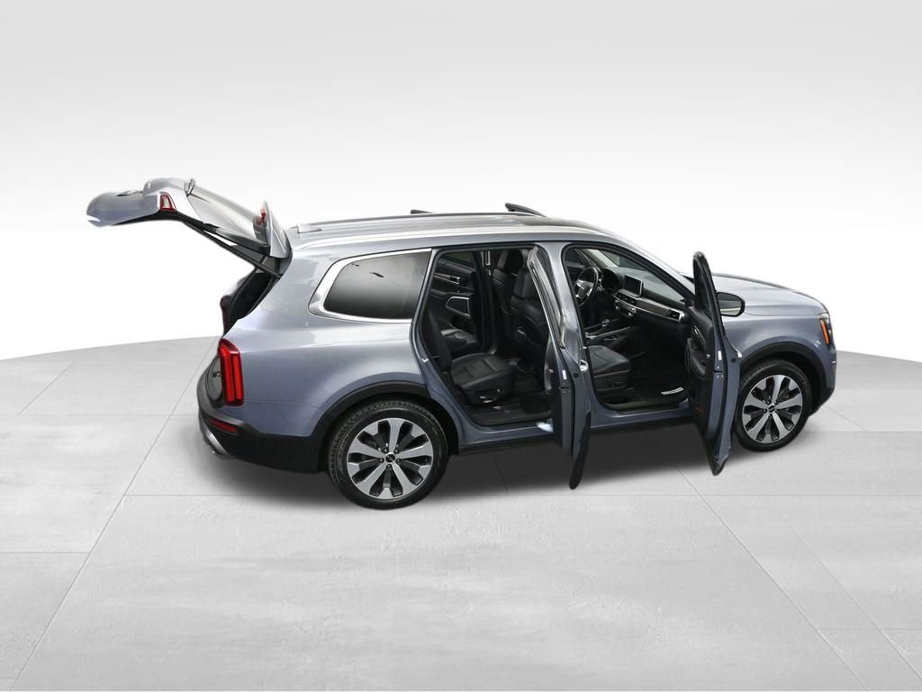 Used 2022 Kia Telluride EX w/ EX Premium Package image 48