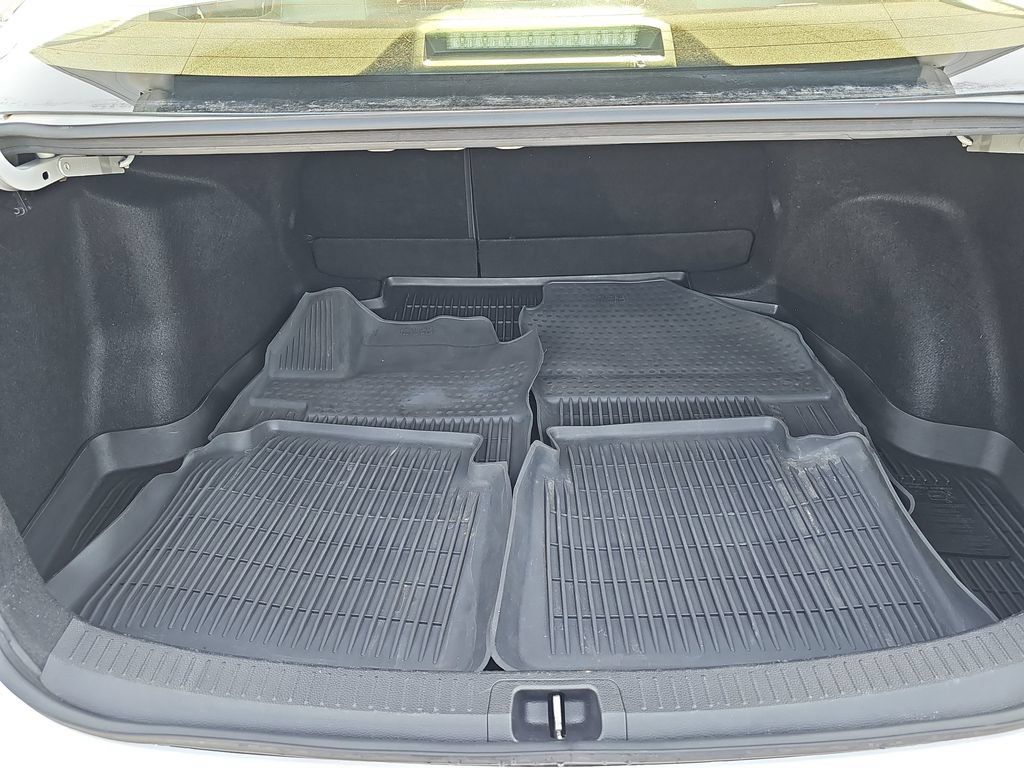 Used 2021 Toyota Corolla LE FWD image 29