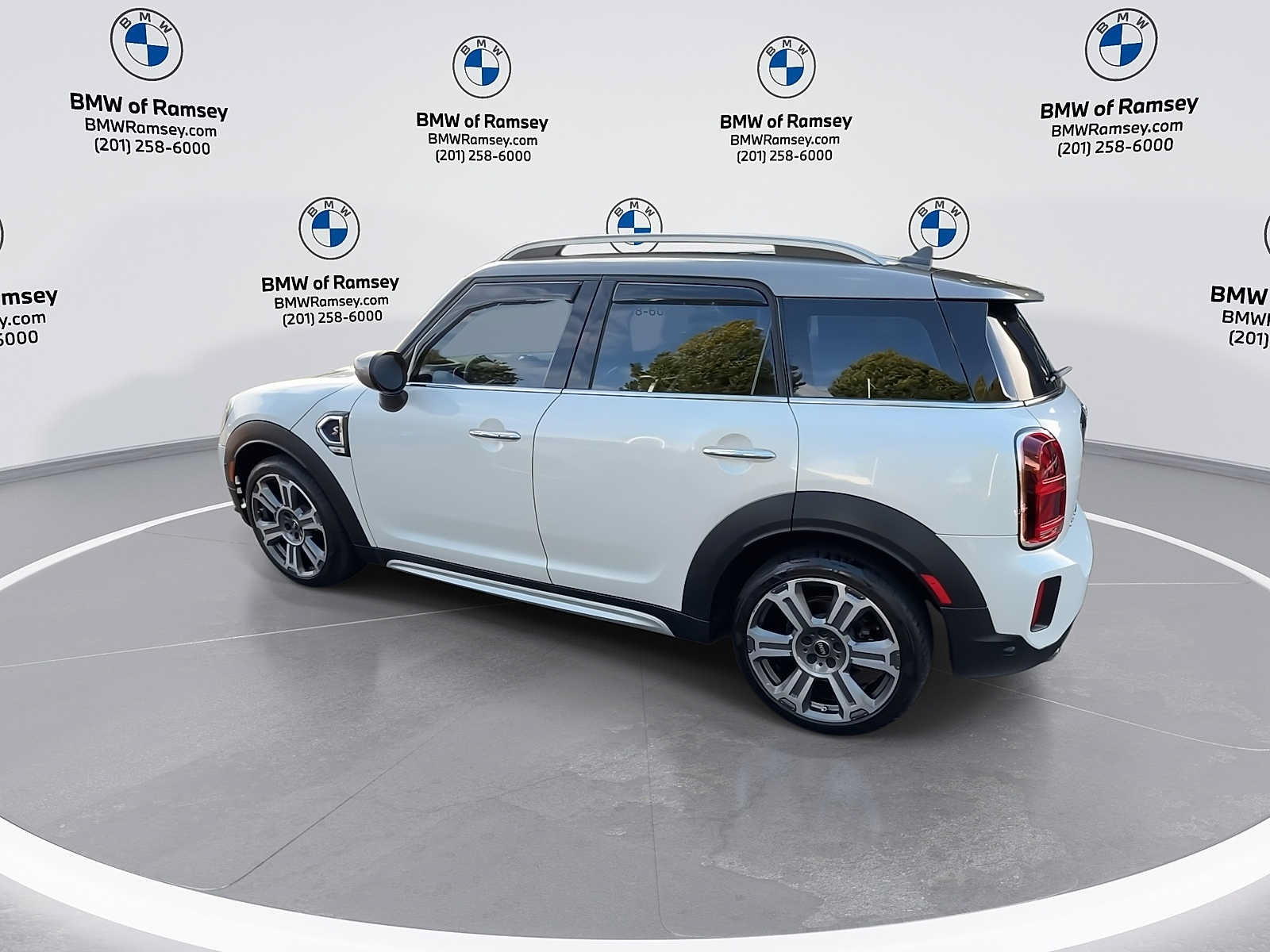 Used 2023 MINI Cooper Countryman S FWD image 6