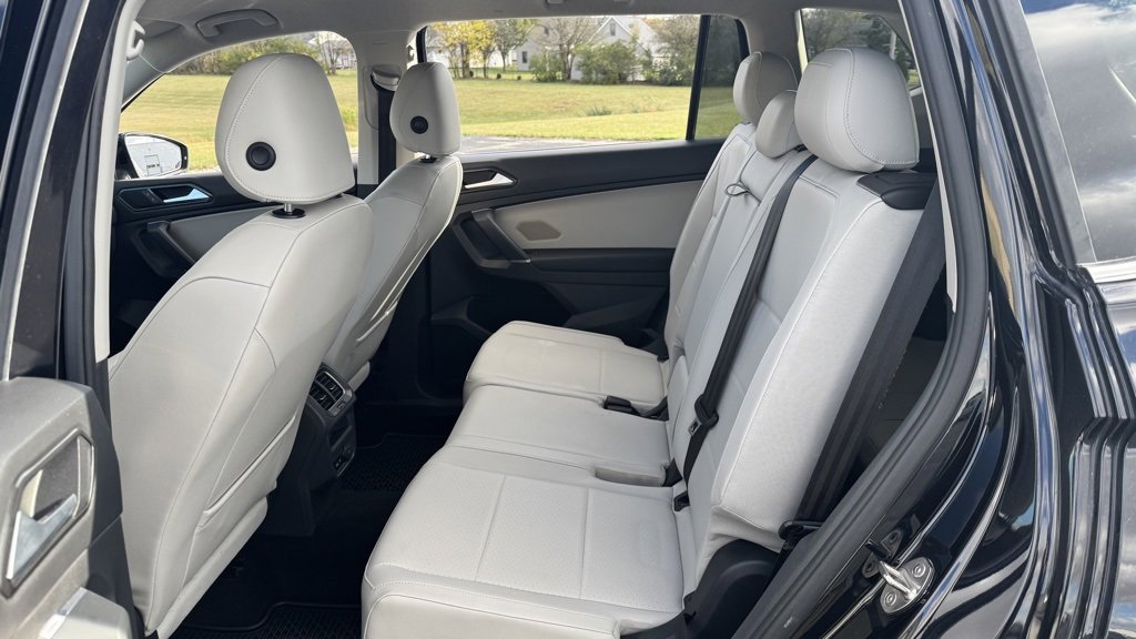 Used 2018 Volkswagen Tiguan SE image 25