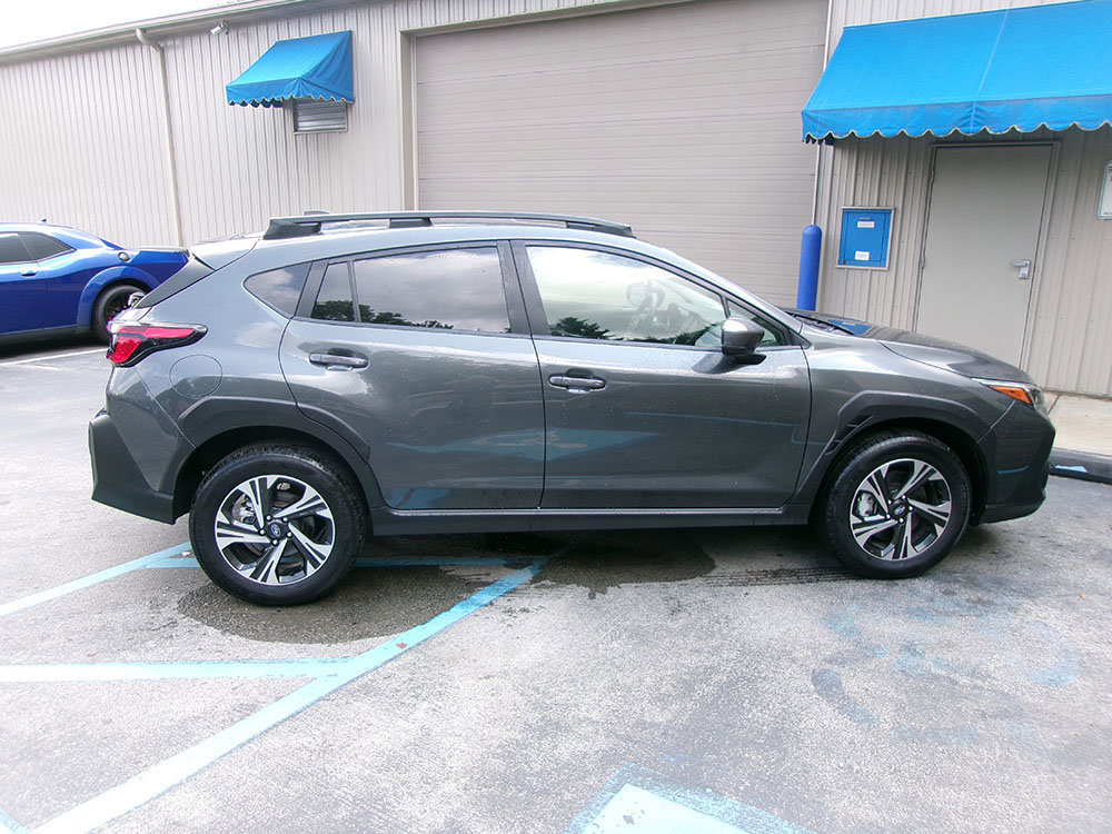 Used 2024 Subaru Crosstrek 2.0i Premium AWD/4WD image 6