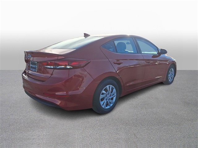 Used 2017 Hyundai Elantra SE image 4
