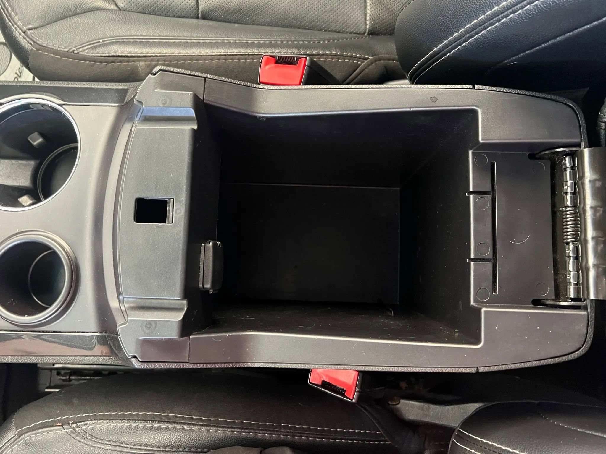 Used 2019 Ford Explorer Limited image 22