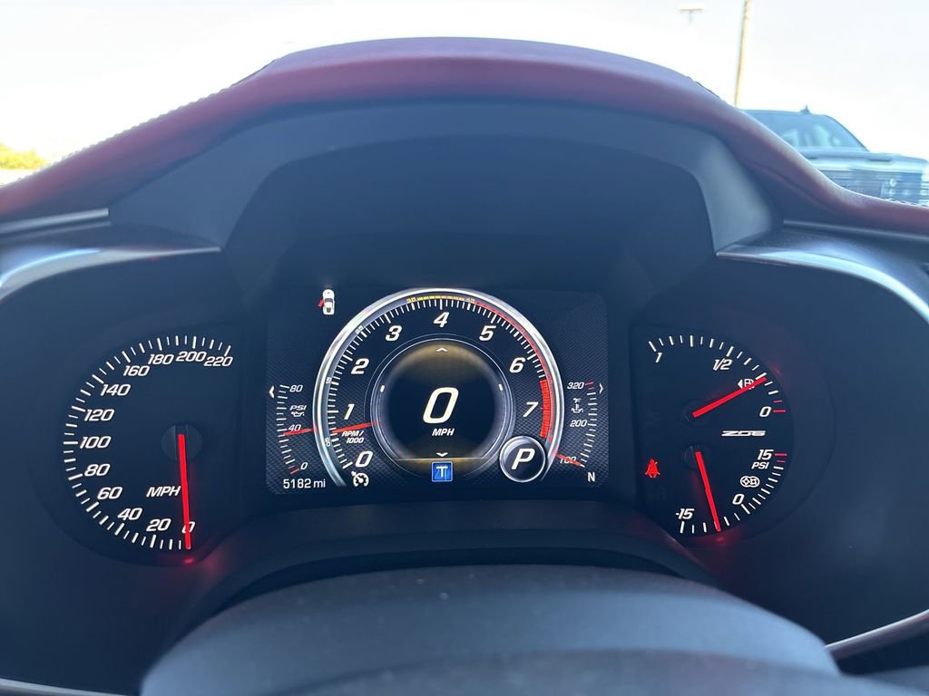Used 2015 Chevrolet Corvette Z06 w/ 3LZ Preferred Equipment Group image 21