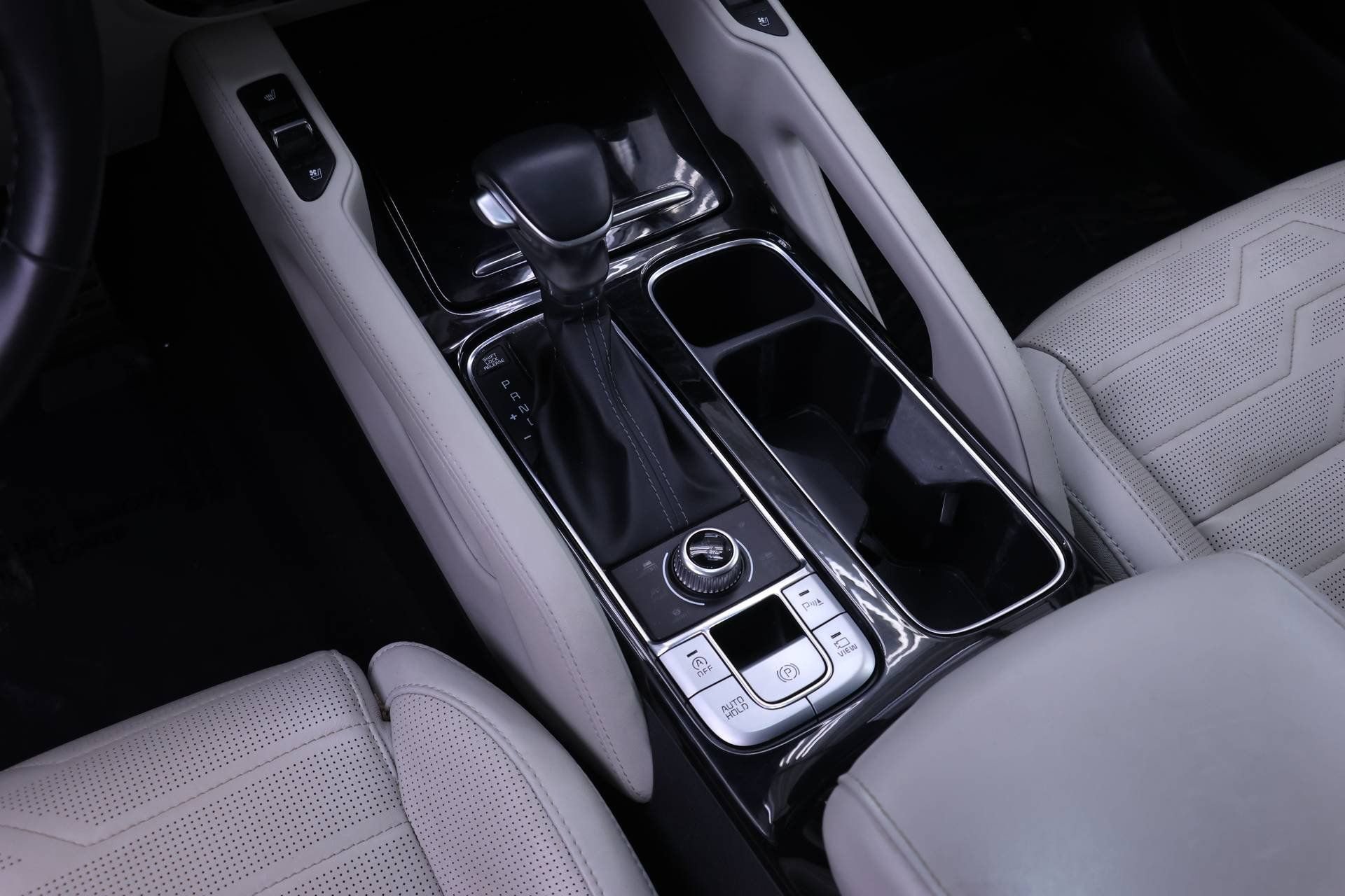 Used 2022 Kia Telluride SX w/ SX Prestige Package image 12