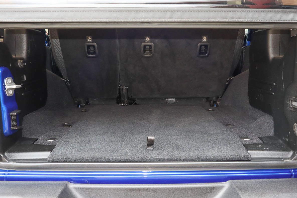 Used 2018 Jeep Wrangler Unlimited Sport S image 9