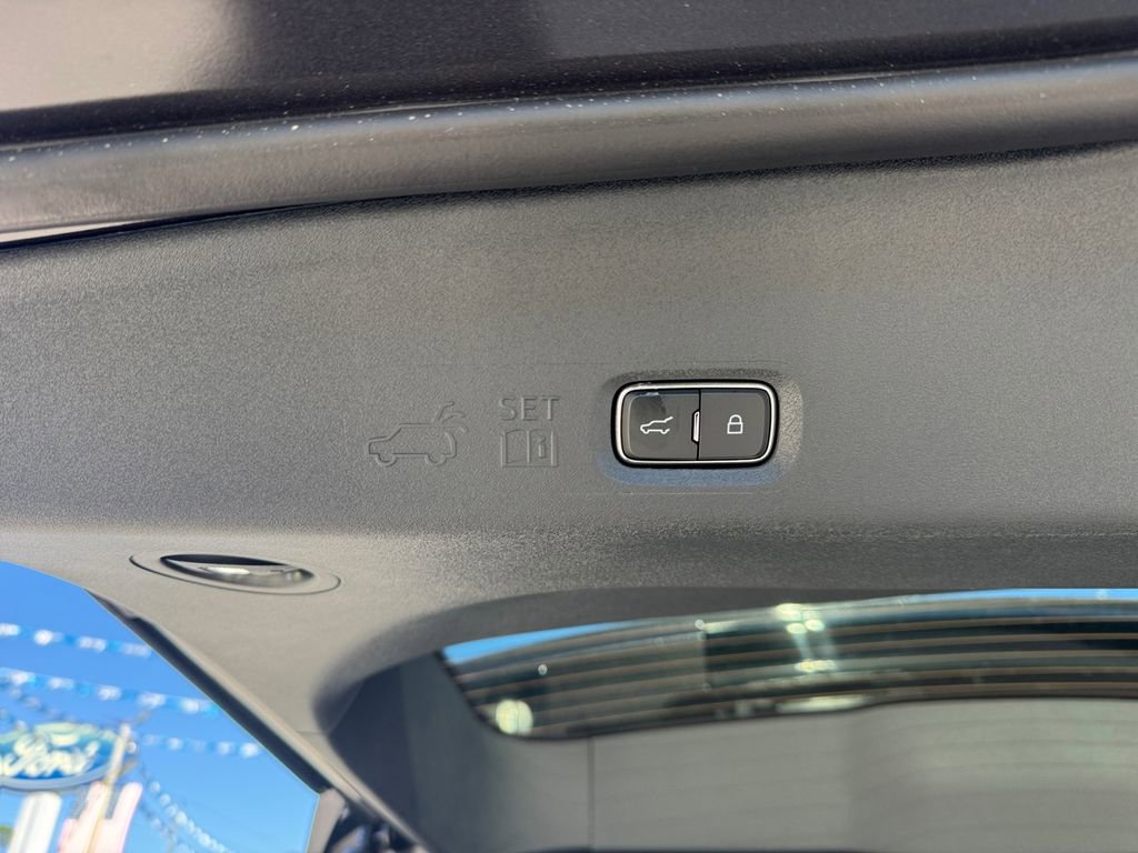 New 2025 Ford Expedition Max Platinum w/ Platinum Ultimate Package image 24