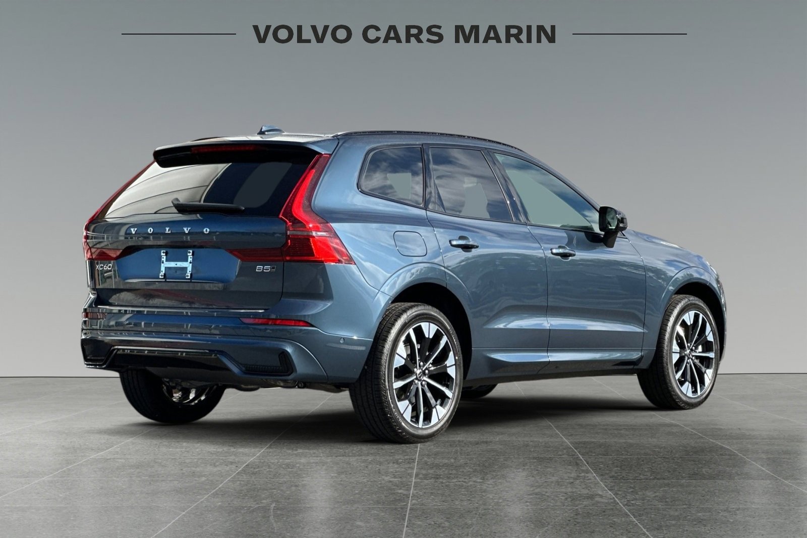 New 2026 Volvo XC60 B5 Plus w/ Protection Package Premier image 2