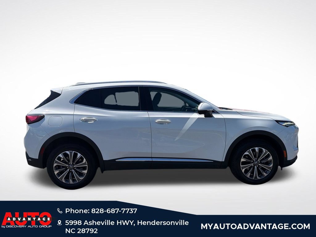Used 2024 Buick Envision Preferred AWD/4WD image 2