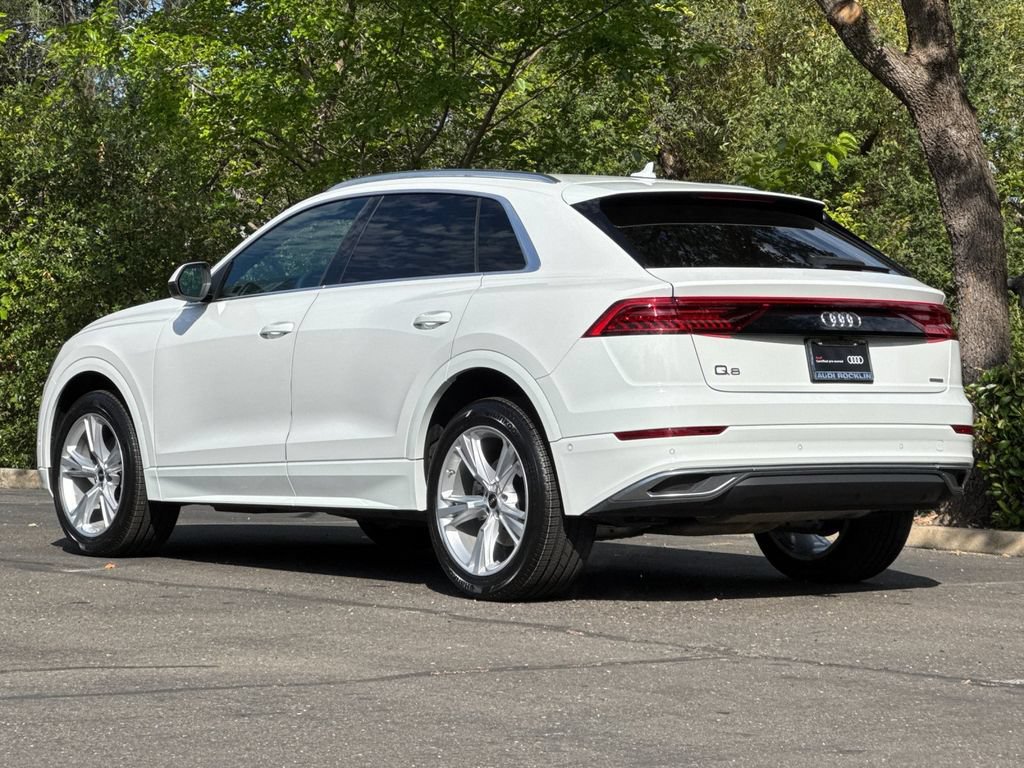 Certified 2023 Audi Q8 Premium w/ Convenience Package AWD/4WD image 7