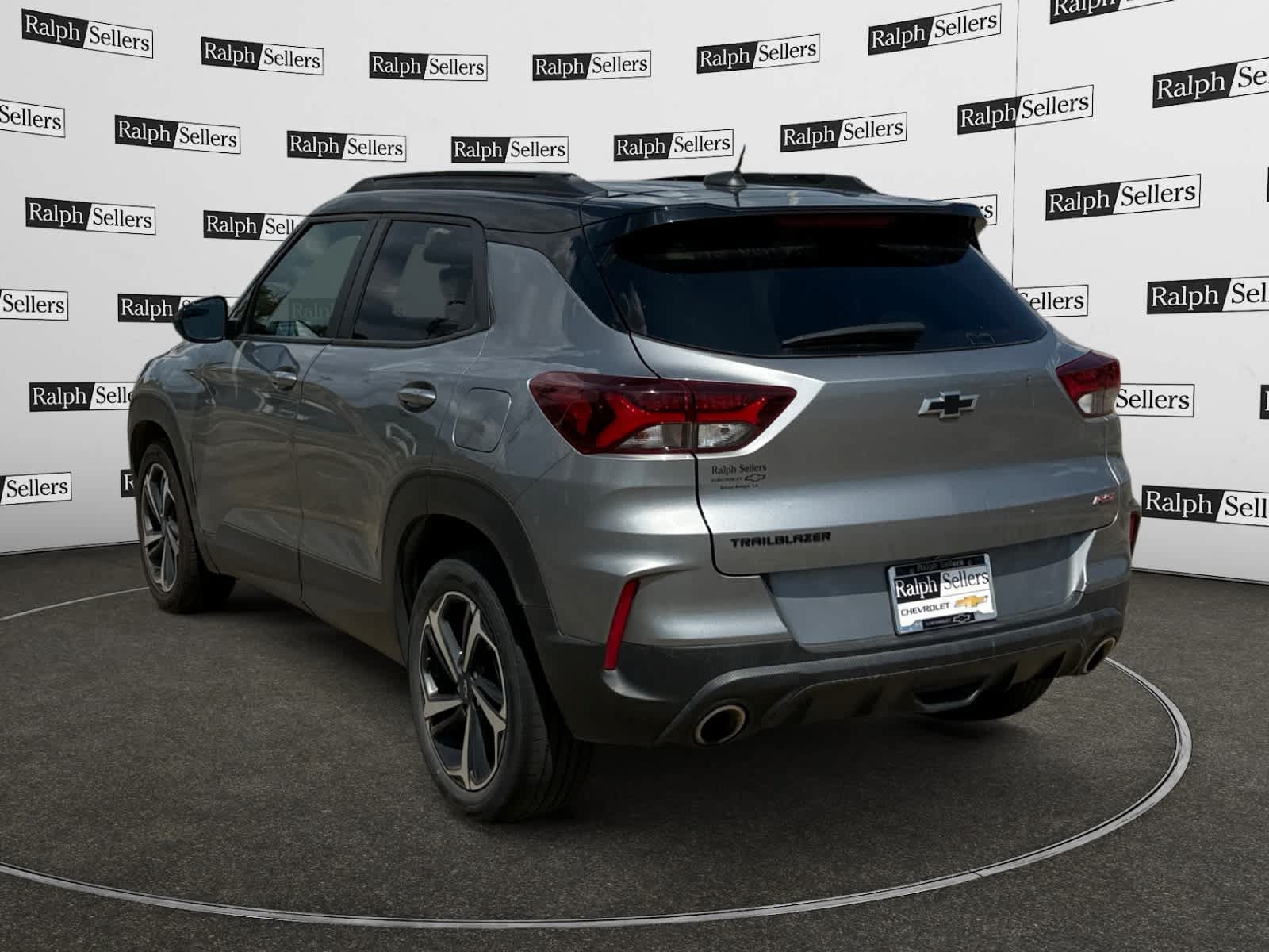 Used 2023 Chevrolet TrailBlazer RS w/ Convenience Package FWD image 4