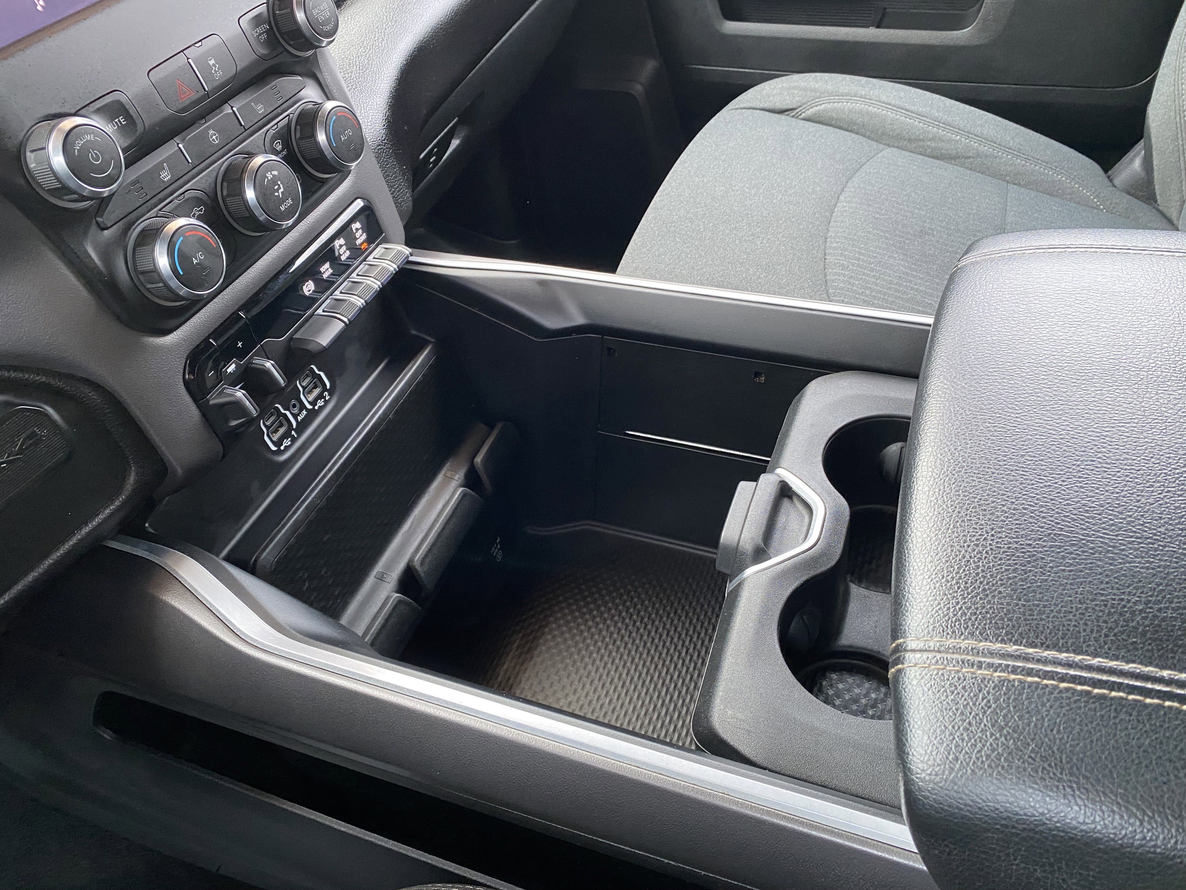 Used 2022 RAM 2500 Big Horn w/ Level C Equiment Group image 29