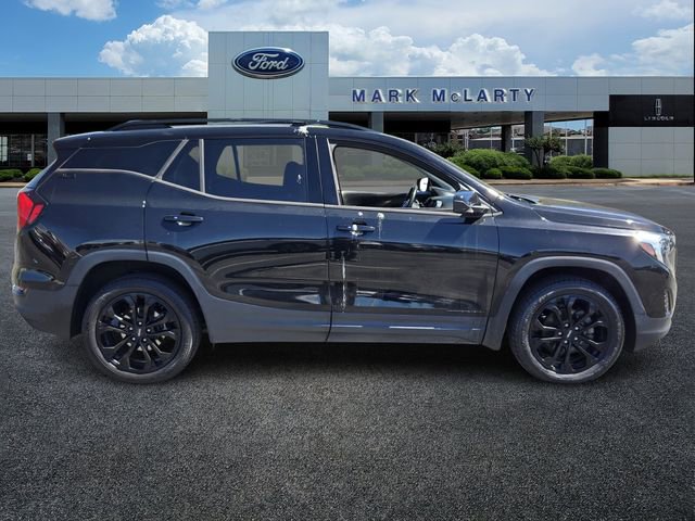 Used 2020 GMC Terrain SLE w/ Elevation Edition image 6