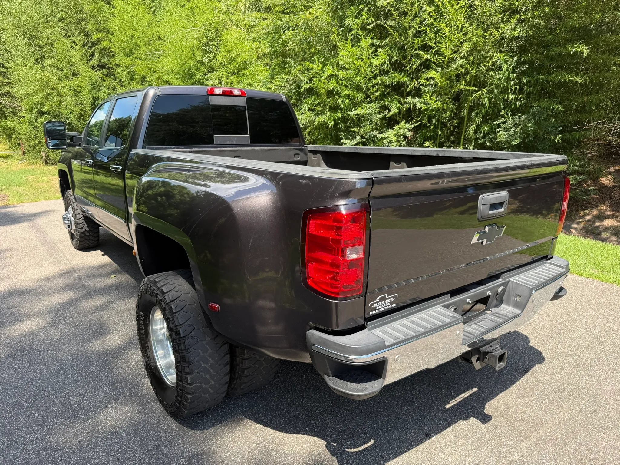 Used 2015 Chevrolet Silverado 3500 LTZ w/ Duramax Plus Package AWD/4WD image 8