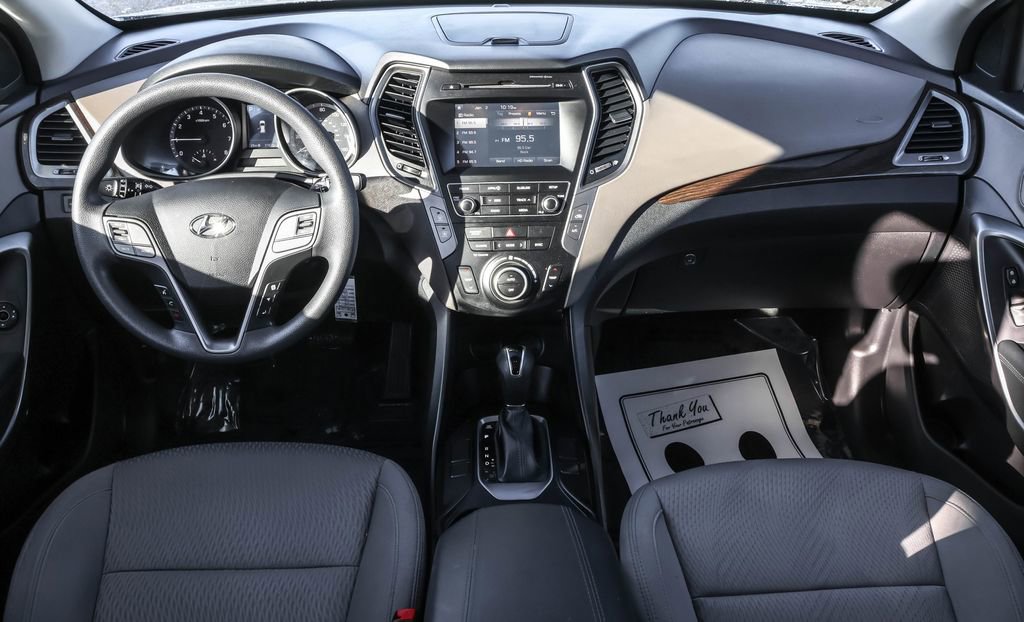 Used 2017 Hyundai Santa Fe Sport image 27