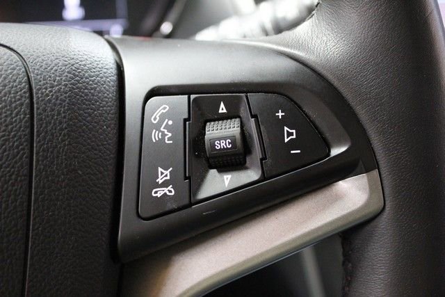 Used 2022 Chevrolet Trax LT w/ LT Convenience Package AWD/4WD image 24
