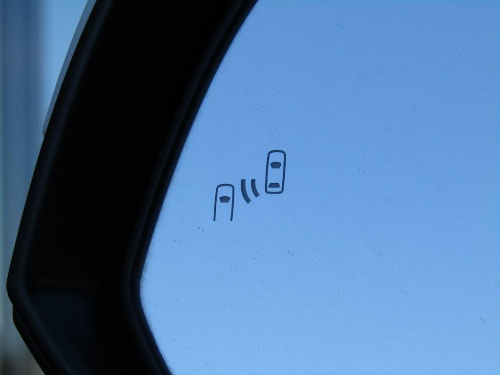 Used 2023 Toyota Tacoma 4x4 Double Cab image 7