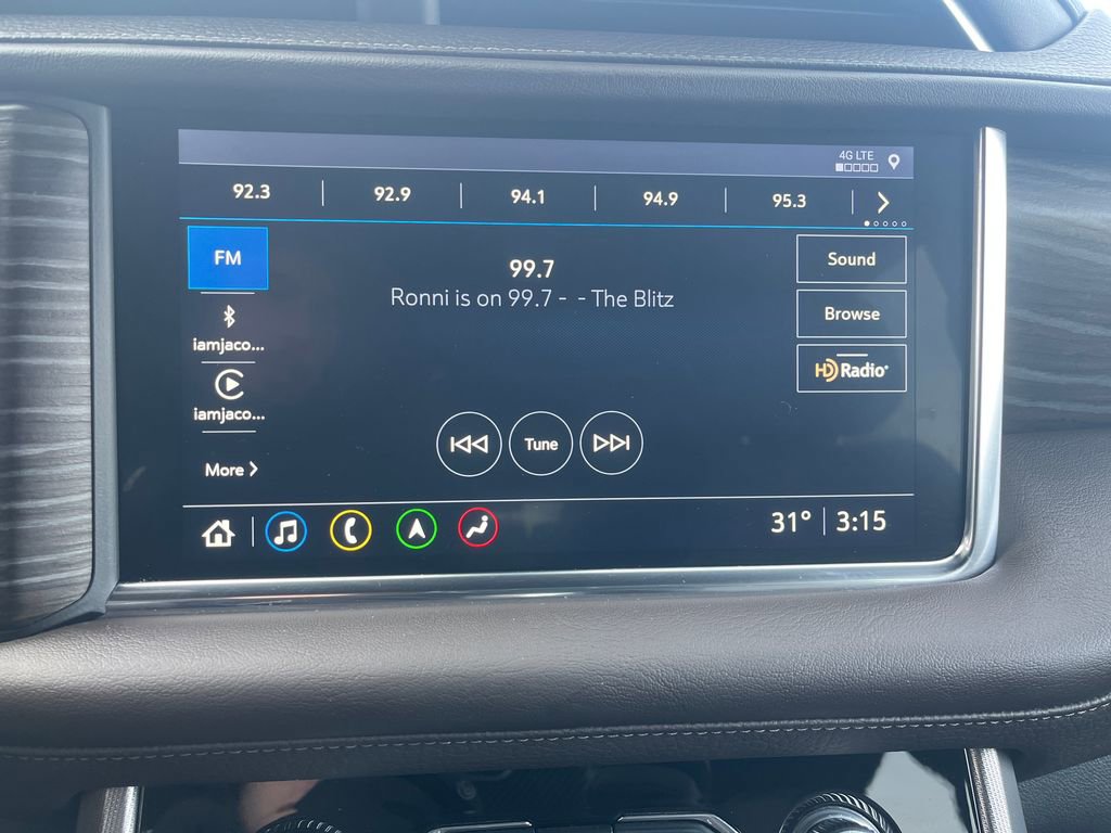 Used 2021 GMC Yukon XL Denali w/ Denali Premium Package image 20