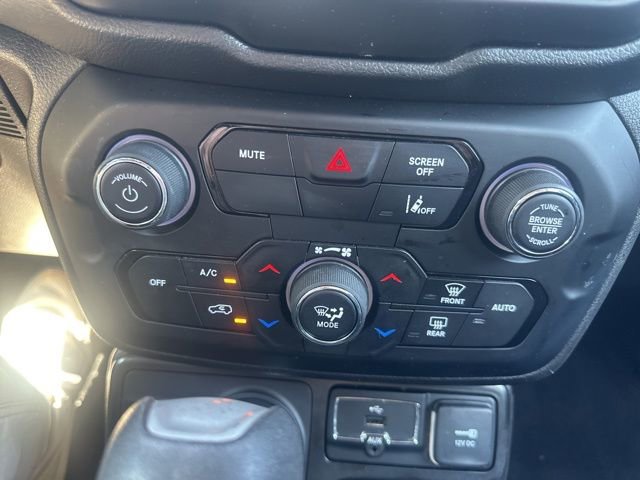 Used 2022 Jeep Renegade Sport w/ Sport Appearance Group image 22