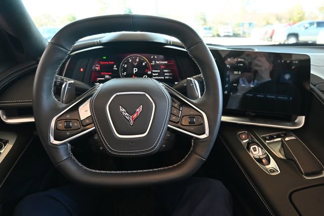 Used 2025 Chevrolet Corvette Stingray Premium Conv w/ Z51 Performance Package image 14