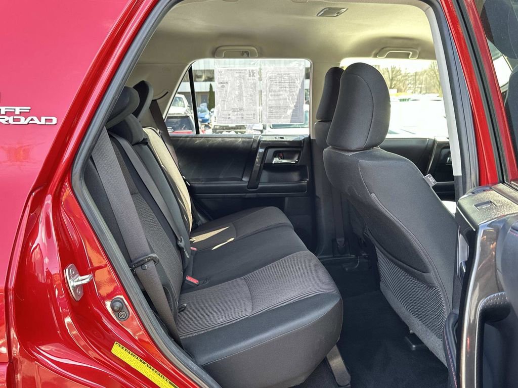 Used 2024 Toyota 4Runner TRD Off-Road image 27