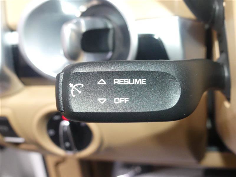 Used 2017 Porsche Cayenne Platinum Edition AWD/4WD image 35