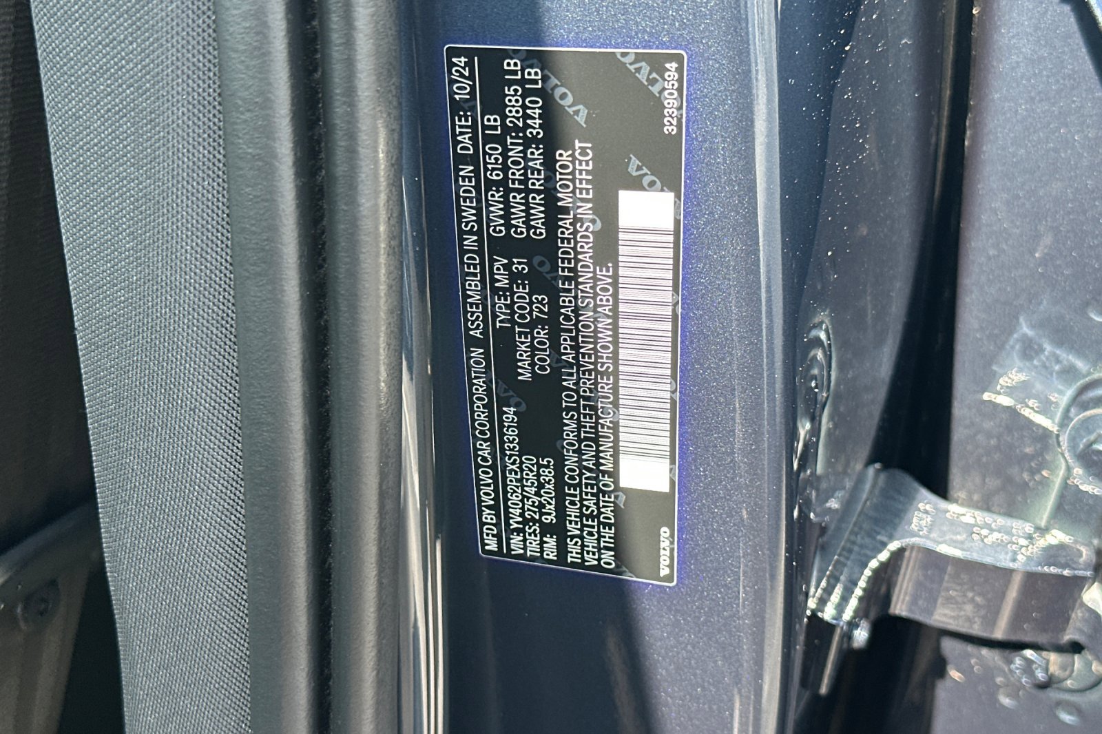Certified 2025 Volvo XC90 B6 Plus image 37
