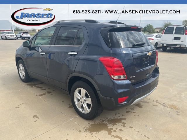 Used 2018 Chevrolet Trax LT w/ Sun & Sound Package image 4