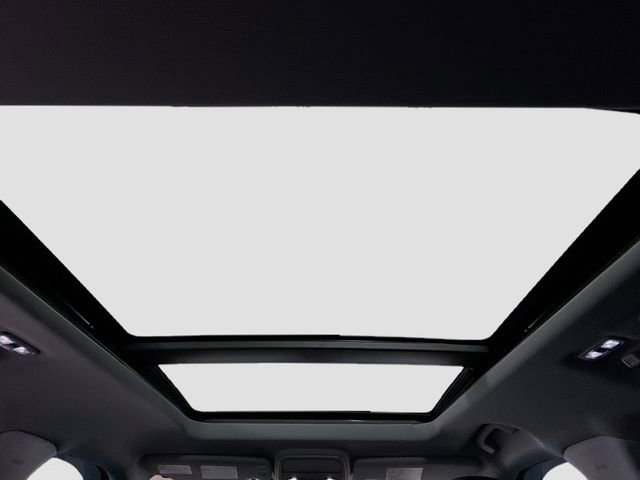 Used 2023 Ford Explorer XLT w/ Equipment Group 202A image 20