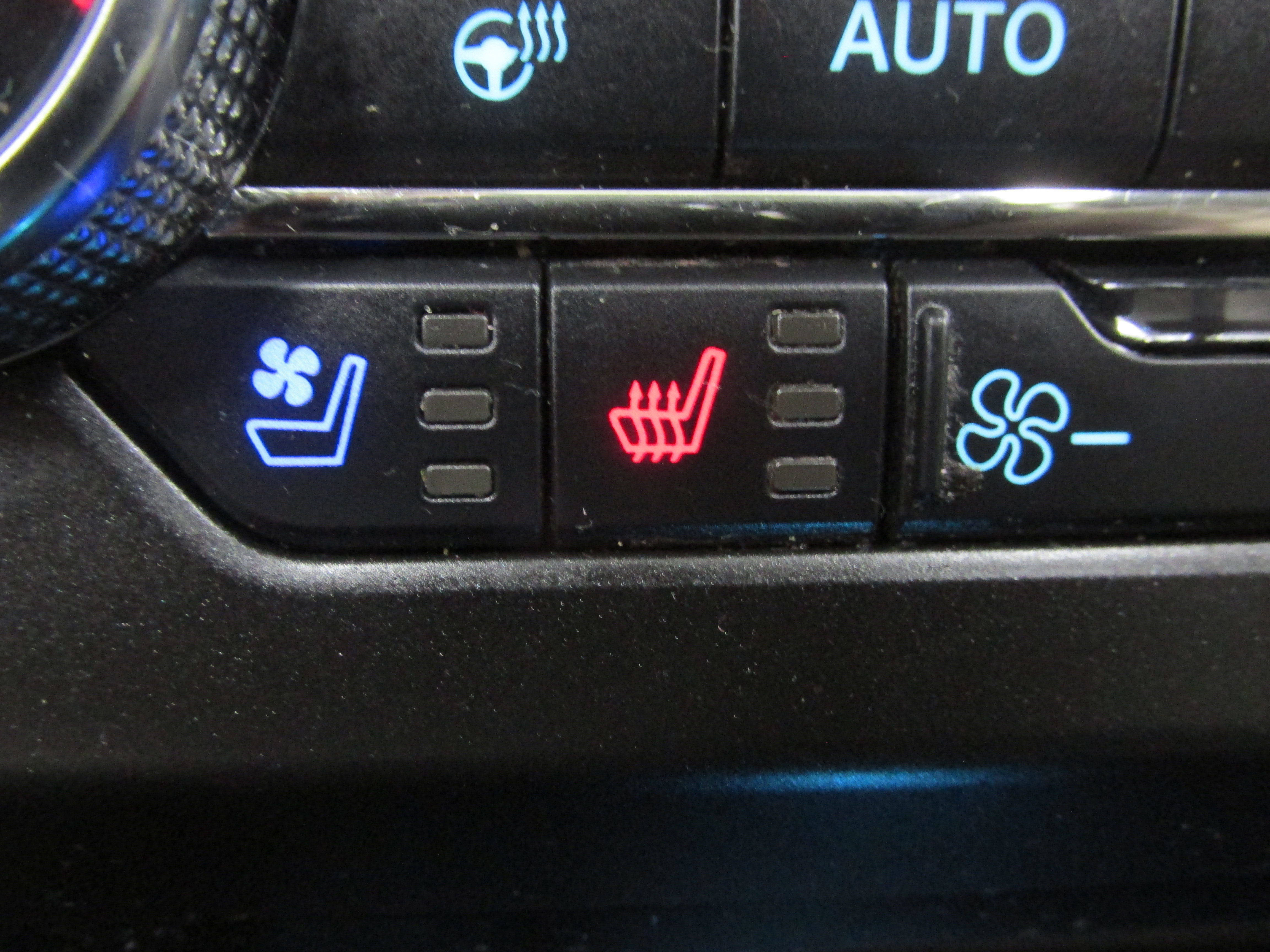 Certified 2020 Ford Expedition Max Platinum image 40