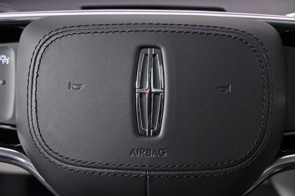 New 2026 Lincoln Nautilus Reserve w/ Jet Appearance Package AWD/4WD image 35