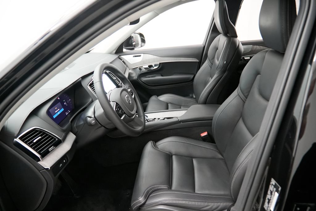 Certified 2024 Volvo XC90 T8 Ultimate w/ Protection Package Premier AWD/4WD image 18