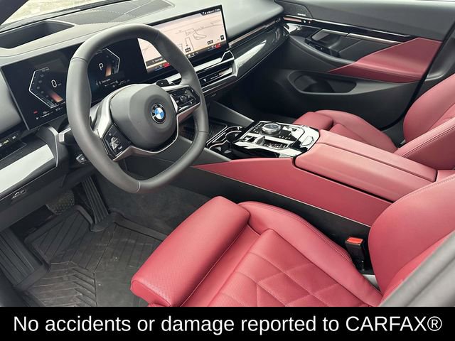 Used 2026 BMW 530i xDrive w/ Premium Package image 2