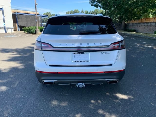 Certified 2019 Lincoln Nautilus Reserve w/ Ultimate Package AWD/4WD image 4