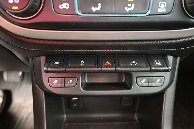 Used 2017 GMC Canyon SLT w/ Driver Alert Package AWD/4WD image 21