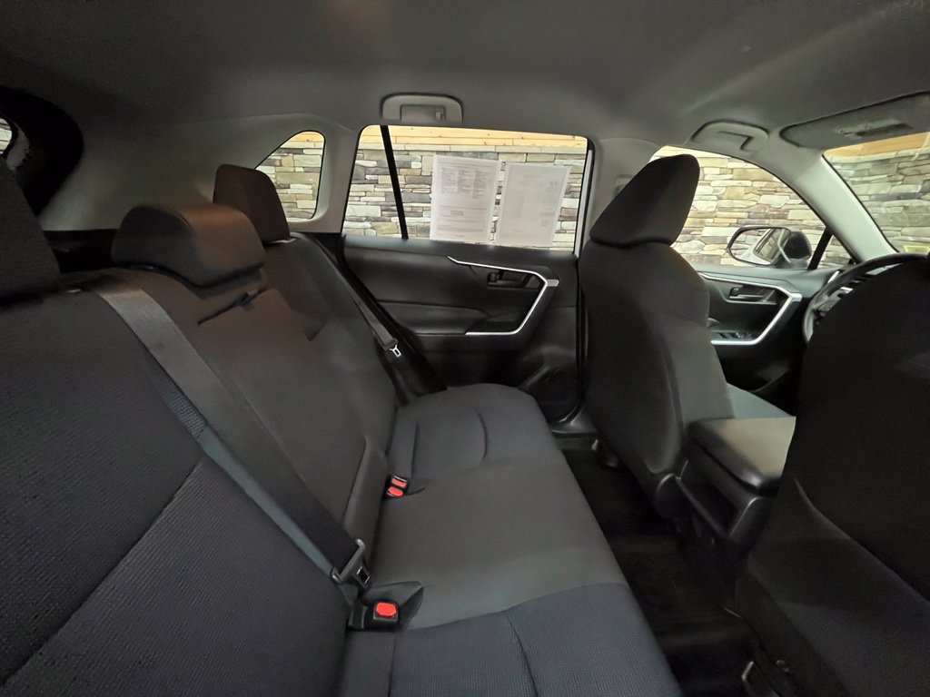 Used 2019 Toyota RAV4 LE w/ All Weather Liner Package AWD/4WD image 44